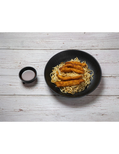K1. Gebratene Nudeln mit knusprigem Hühnerfleisch, Süßsauer Sauce